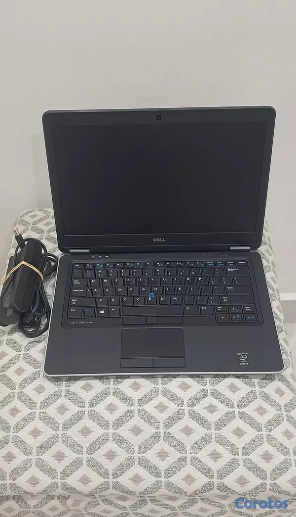 computadoras y laptops - Laptop Dell i5 14"  500GB 8GB Windows 10 super fin 3