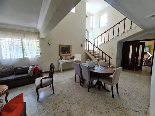 casas - Alquiler Casa de 4 Habitaciones para Negocio, en Excelente Zona de Renacimiento 6