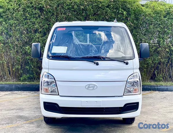 camiones y vehiculos pesados - HYUNDAI H-100 2026 8