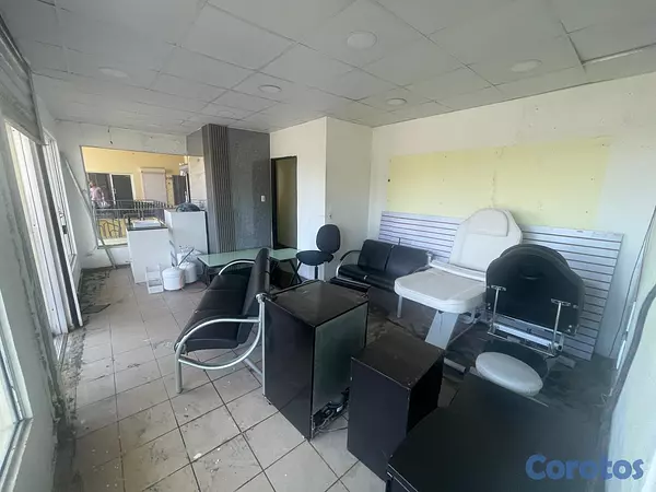 oficinas y locales comerciales - LOCAL COMERCIAL EN ALQUILER  3