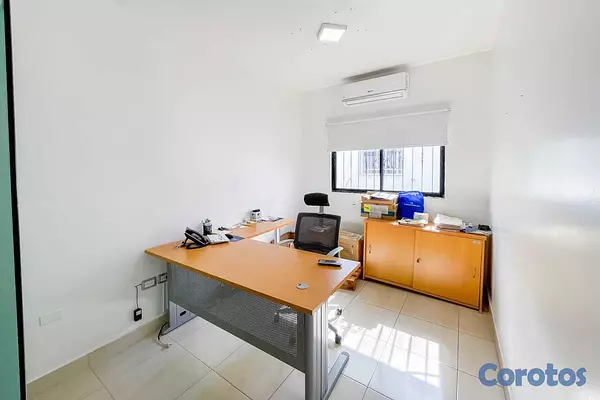oficinas y locales comerciales - LOCAL COMERCIAL DE 2 NIVELES EN LA CASTELLANA 6