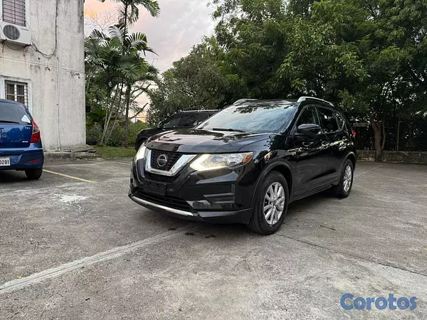 jeepetas y camionetas - NISSAN ROGUE SV CLEAN CARFAX  9