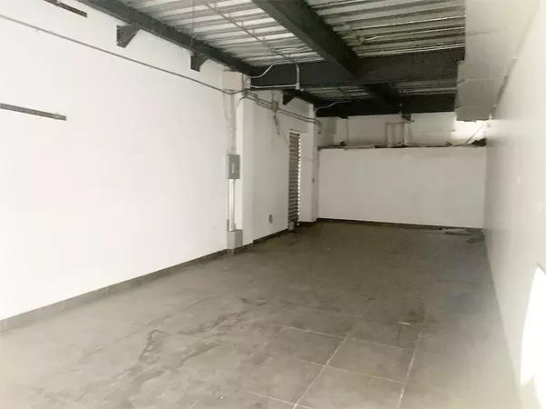oficinas y locales comerciales - Local en Piantini 120 metros 2