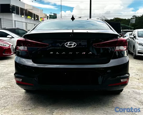 carros - Hyundai Elantra 2020  6