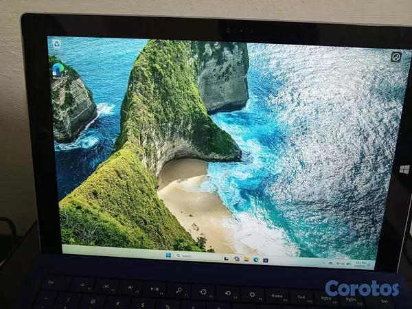 computadoras y laptops - Microsoft Surface Pro 3 i7 | 8GB RAM | 256GB SSD | 2