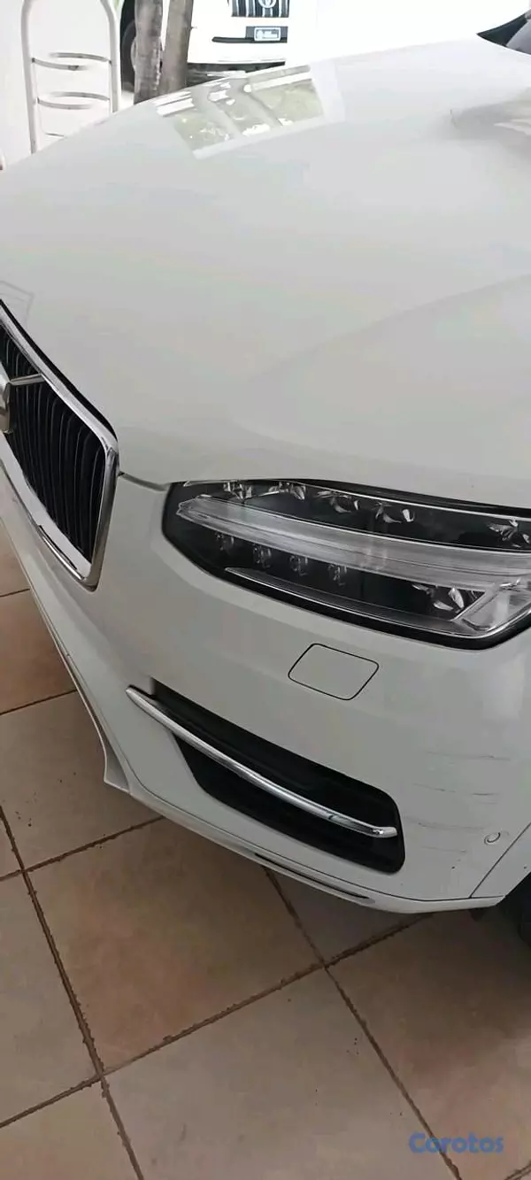 jeepetas y camionetas - volvo XC90 2018 t5 8