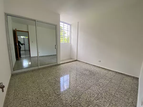 casas - Vendo Casa en la independencia Ideal para vivir 3