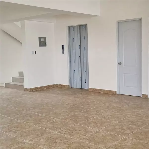 oficinas y locales comerciales - Local en venta en Ens la Fe  2