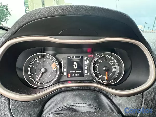 jeepetas y camionetas - Jeep Cherokee Latitude 2016 4