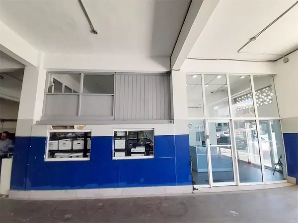 oficinas y locales comerciales - Local comercial en la Fe  6