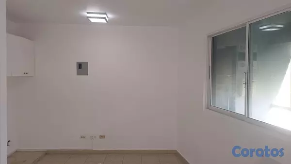 oficinas y locales comerciales - Local Comercial en Alquiler en Bella Vista 5