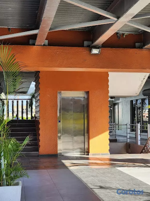 oficinas y locales comerciales - alquieler y venta de local en naco 12