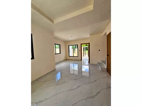 casas - Casa en ciudad modelo ii en venta, jacobo majluta 4