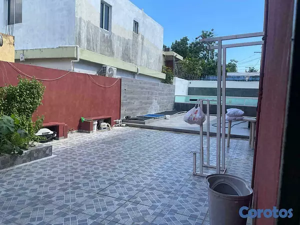 casas - SE VENDE  ESTA  CASA DE 2 NIVELES  4