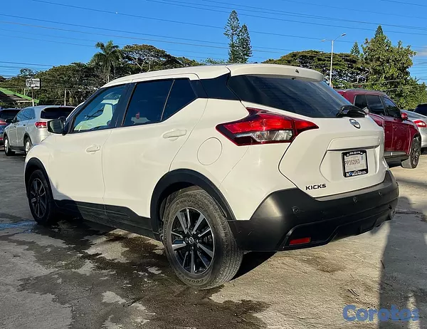 jeepetas y camionetas - Nissan Kicks 2020  5