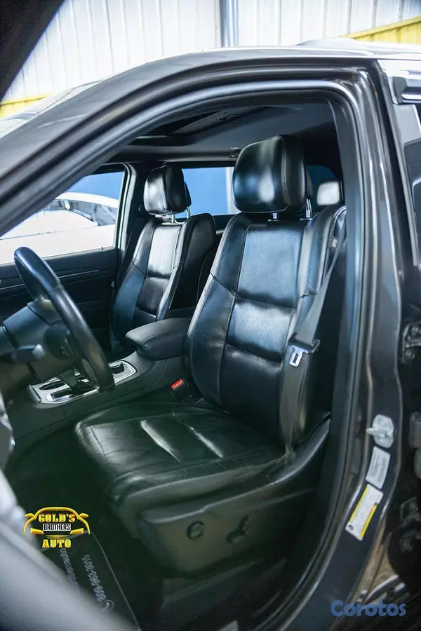 jeepetas y camionetas - Jeep Grand Cherokee Limited 4x4 2018 Clean Carfax 7