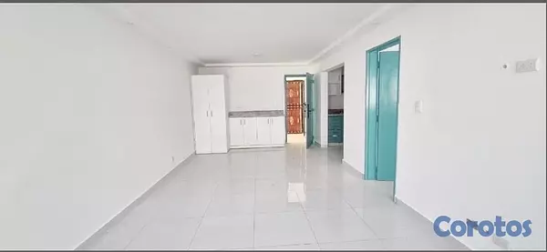oficinas y locales comerciales - se alquila local  4