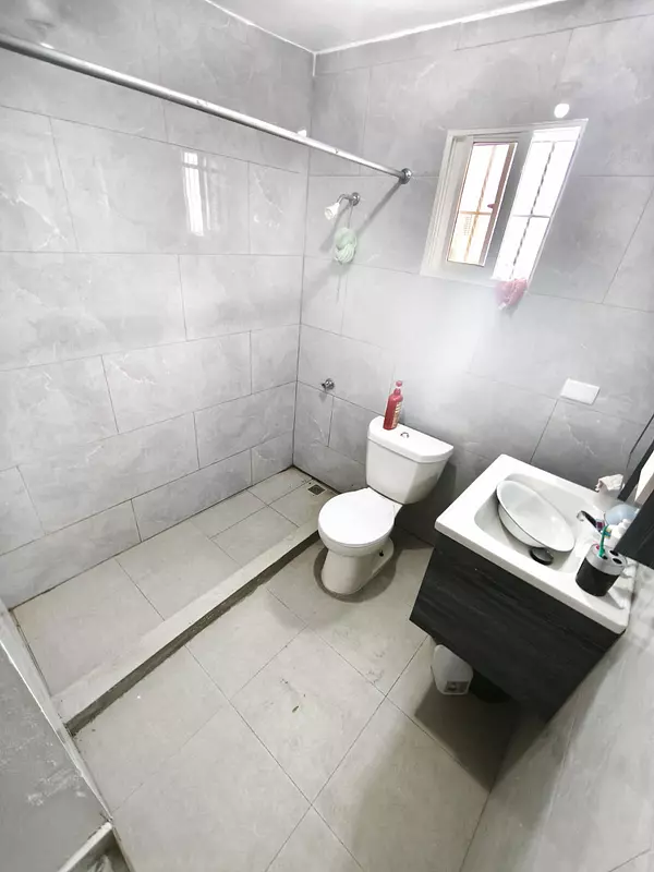 casas - Vendo Casa km 11 Av. Independencia sector Invi 5