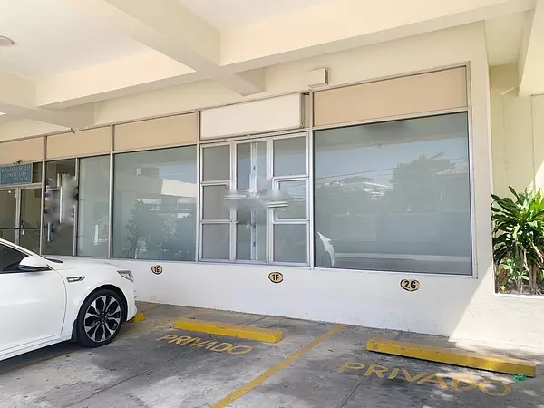 oficinas y locales comerciales - local en venta en Gazcue  2