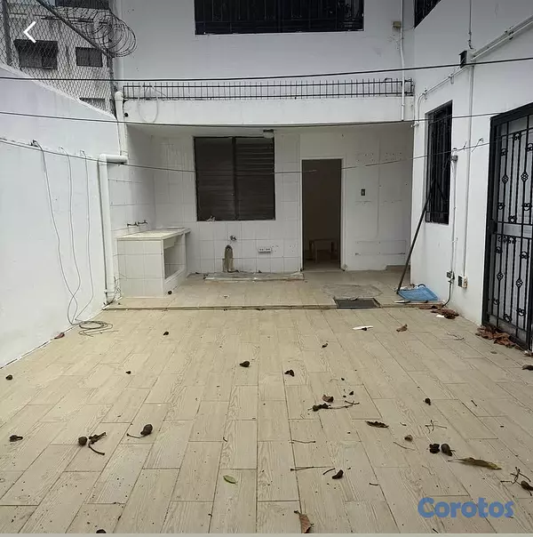 oficinas y locales comerciales - se alquila casa  5