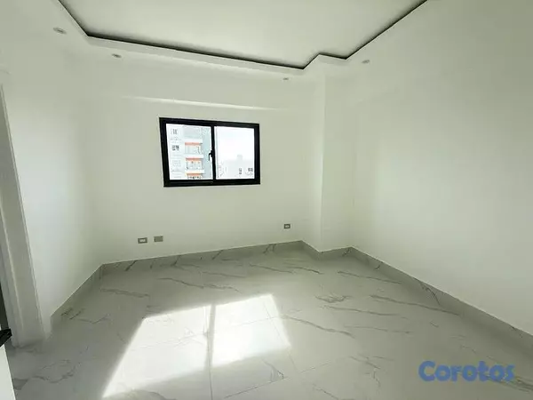 apartamentos - Apartamento en alquiler en Evaristo Morales 9