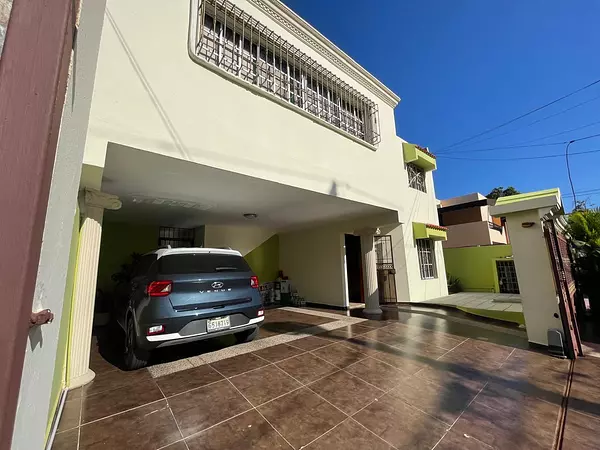 apartamentos - Vendo Casa en Urbanización Atlántida D.N  5
