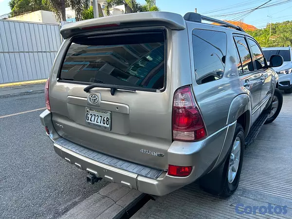 jeepetas y camionetas - TOYOTA 4RUNNER SR5 4WD 2005 6