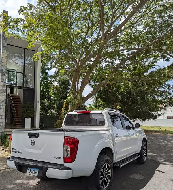 jeepetas y camionetas - Nissan frontier np 300 2018 mecánica  5