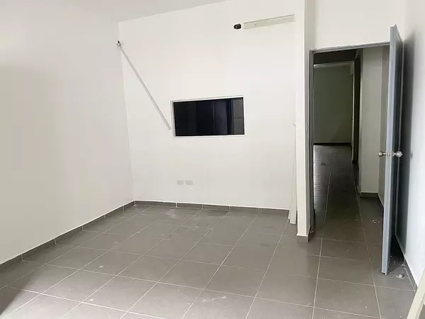 oficinas y locales comerciales - local céntrico en Naco  4