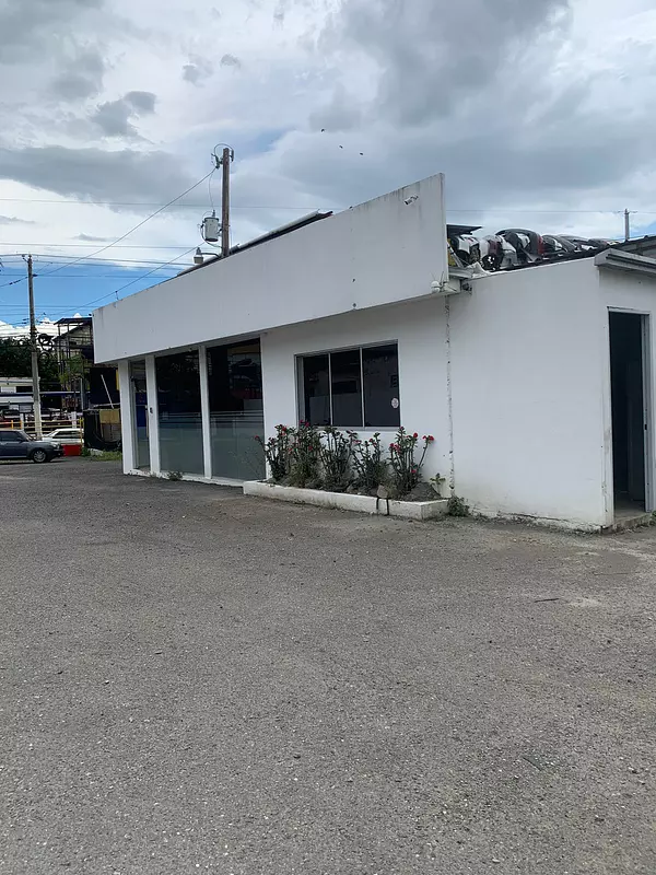 solares y terrenos - Solar 1,200 mts Av. Estrella Sadhala, Santiago  1