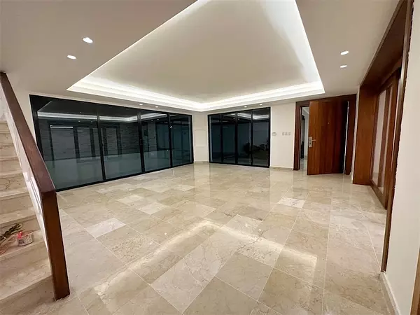 oficinas y locales comerciales - Propiedad en Bella vista  3