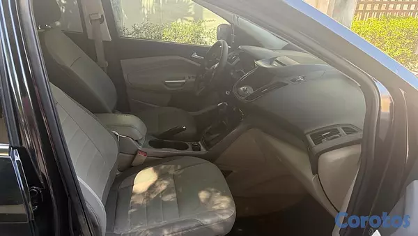 jeepetas y camionetas - Ford escape 2014 6