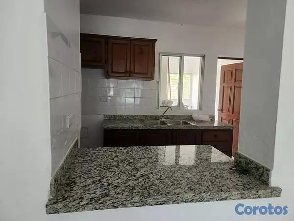 apartamentos - Se alquila apartamento de 2 hab. en la Av. Jacobo Majluta cerca de la Colombia  5