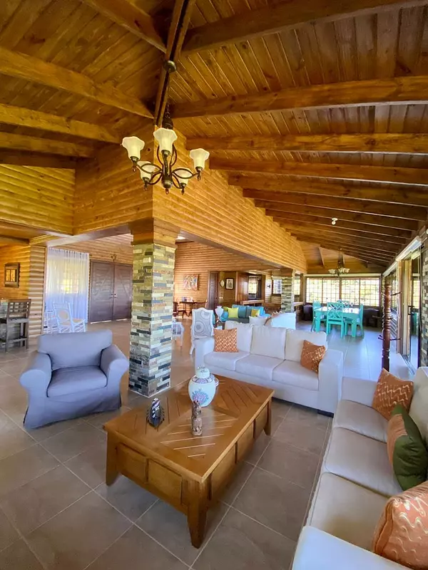 casas vacacionales y villas - Casa de Montaña en Constanza  8
