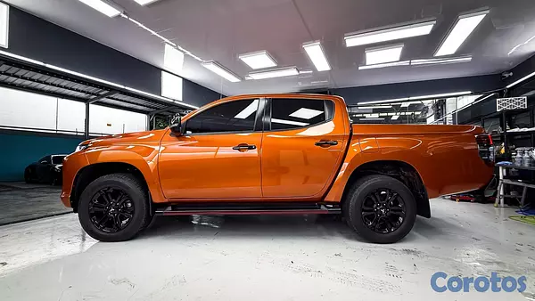 jeepetas y camionetas - Mitsubishi L200 Sportero 2024  3