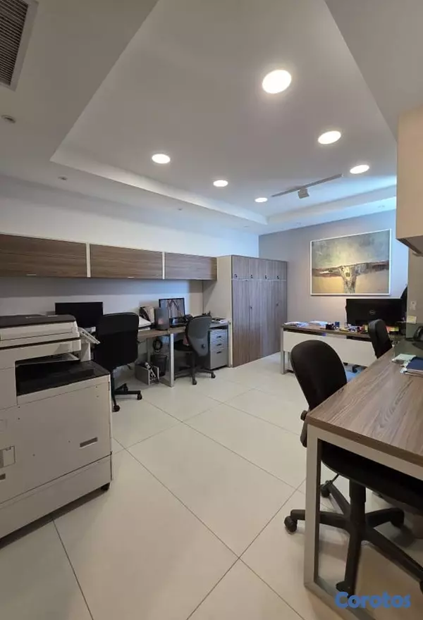 oficinas y locales comerciales - Oficina alquiler amueblada Torre Forum El Millon Santo Domingo 4