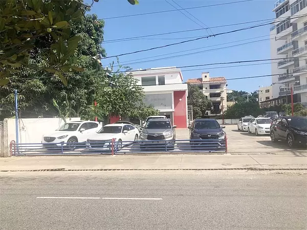 oficinas y locales comerciales - Local comercial en Venta  2