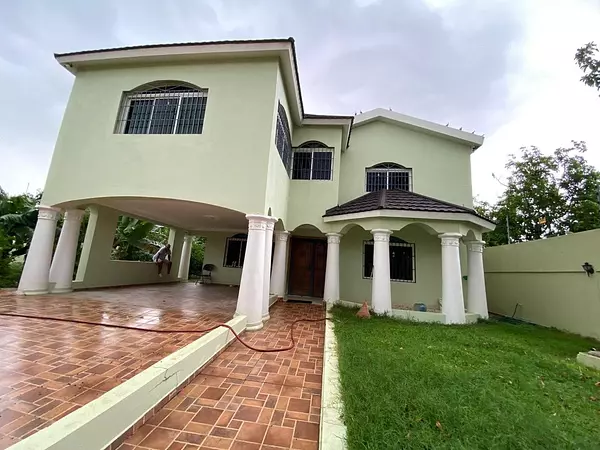 casas - Casa de Venta en Corona Plaza  1