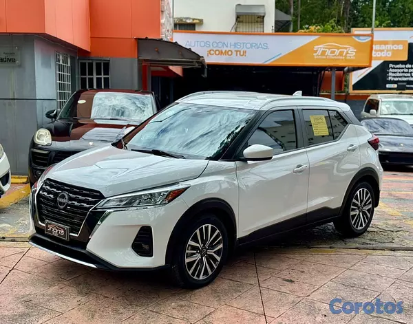 jeepetas y camionetas - NISSAN KICKS SV  BLANCA 2022 1