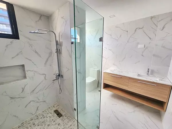 apartamentos - Piso alto de renta en La Esmeralda 6