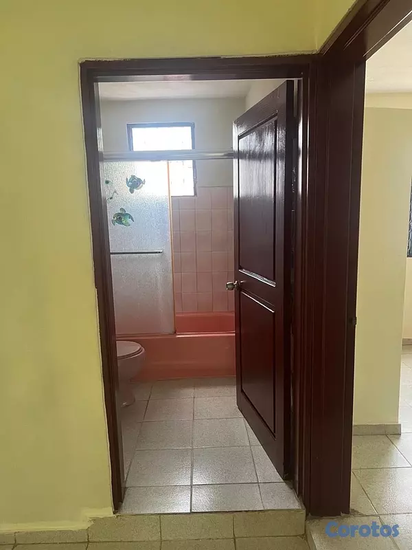 casas - CASA EN ALQUILER
 PARA VIVIENDA,NEGOCIOS
Y ALMACÉN,SANTO DOMINGO OESTE ALAMO 9