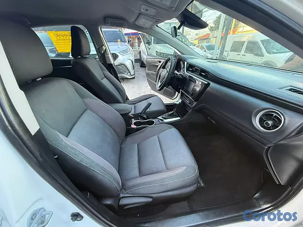 carros - TOYOTA CORROLLA LE 2019 8