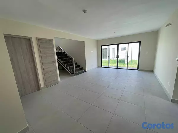 casas - Casa duplex de dos niveles en Punta Cana 7