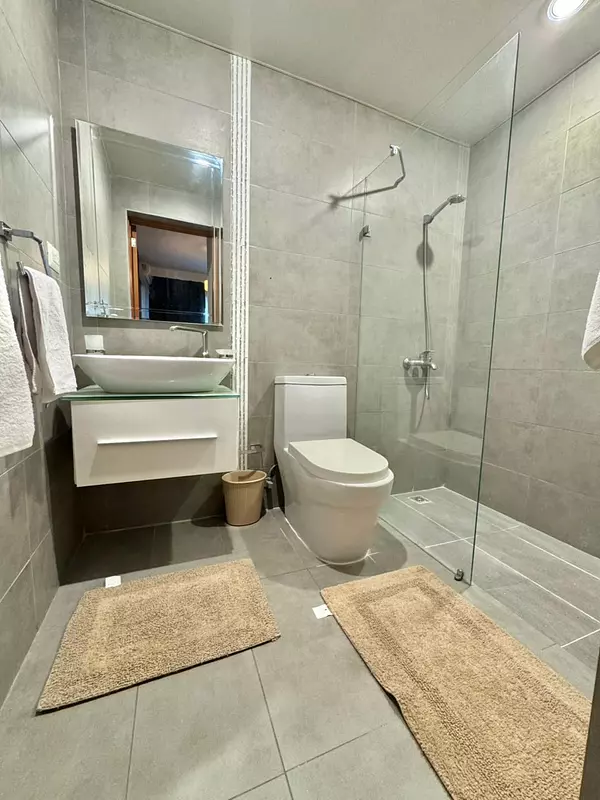 apartamentos - Alquilo apartamento amueblado en Piantini. 5