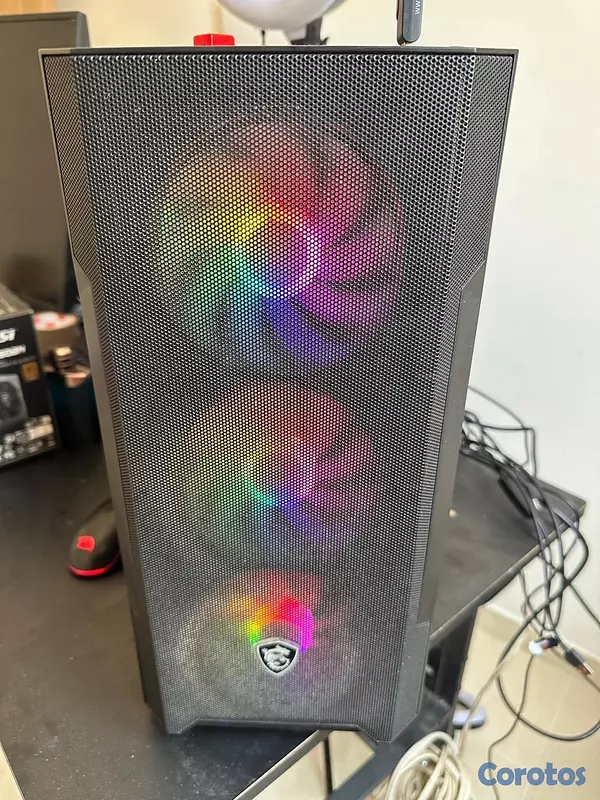 computadoras y laptops - VENDO O CAMBIO POR PS5 CON DIFERENCIA A MI FAVOR 6