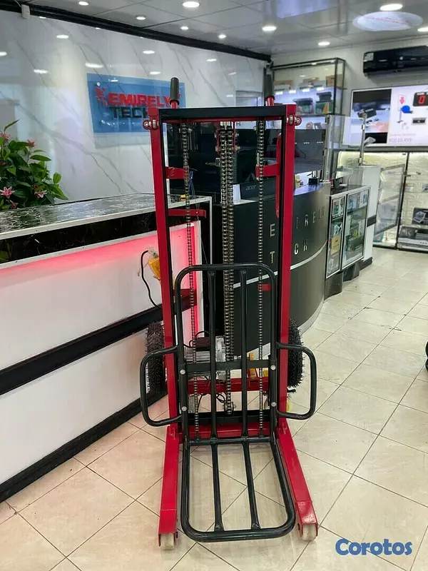 equipos profesionales - Montacargas grua Carretilla de 2 metros de elevacion electrico de 200KG 2