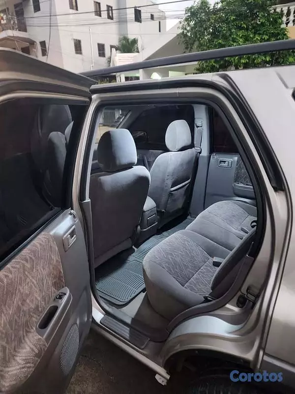 jeepetas y camionetas - Impecable Isuzu Rodeo 2004 7