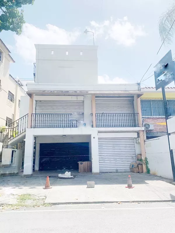 oficinas y locales comerciales - Local en venta céntrico y altamente cormrcial  8