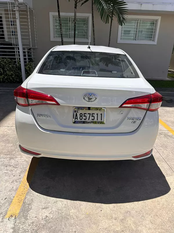 carros - Toyota yaris 2020 4