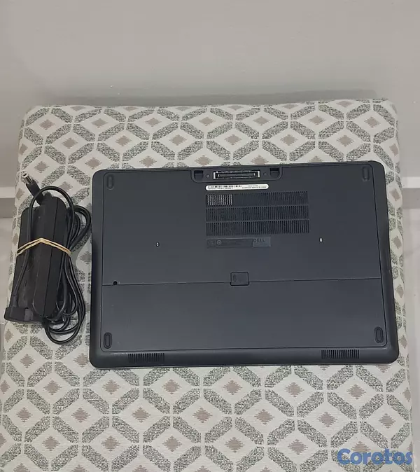 computadoras y laptops - Laptop Dell i5 14"  500GB 8GB Windows 10 super fin 2